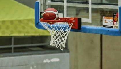 杨瀚森父母赴美将现场助阵儿子选秀 林葳不去纽约+预定夏联名额