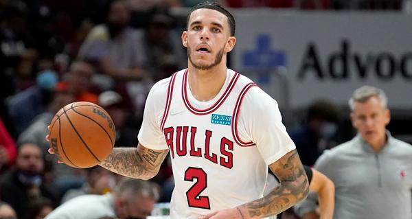 1664434189533076885.jpg Ball_Lonzo_chi_211012.jpg